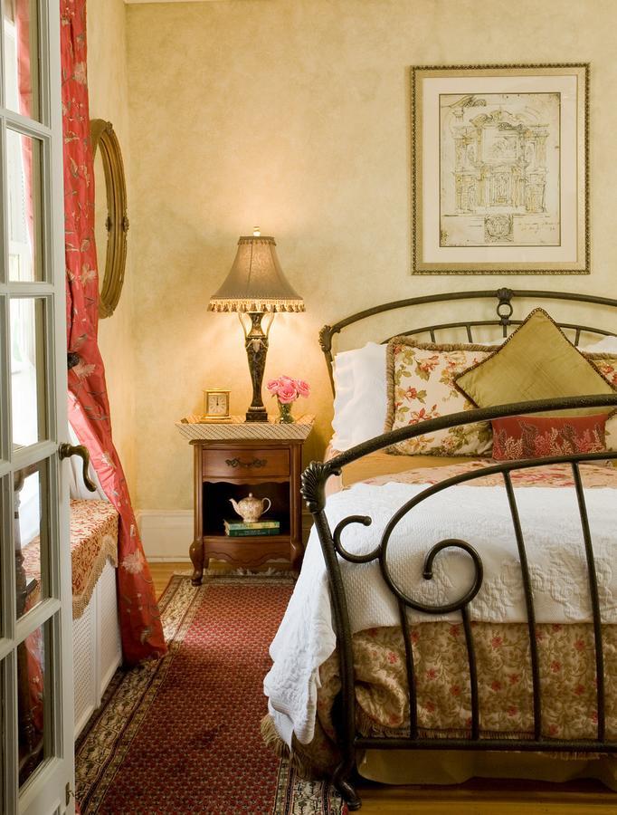 A B&B At The Edward Harris House Inn 羅徹斯特 外观 照片