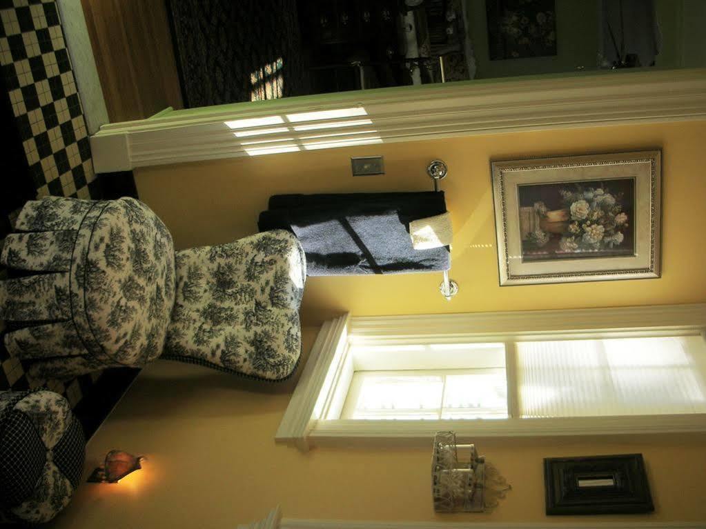 A B&B At The Edward Harris House Inn 羅徹斯特 外观 照片