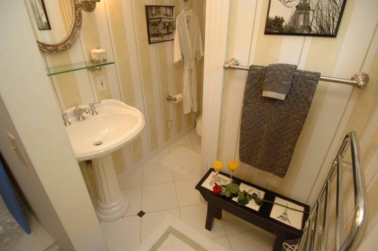 A B&B At The Edward Harris House Inn 羅徹斯特 外观 照片